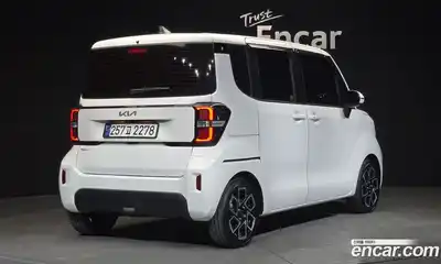 Kia Ray 2024 1.0 Автомат в Москве № 1173023, миниатюра 2