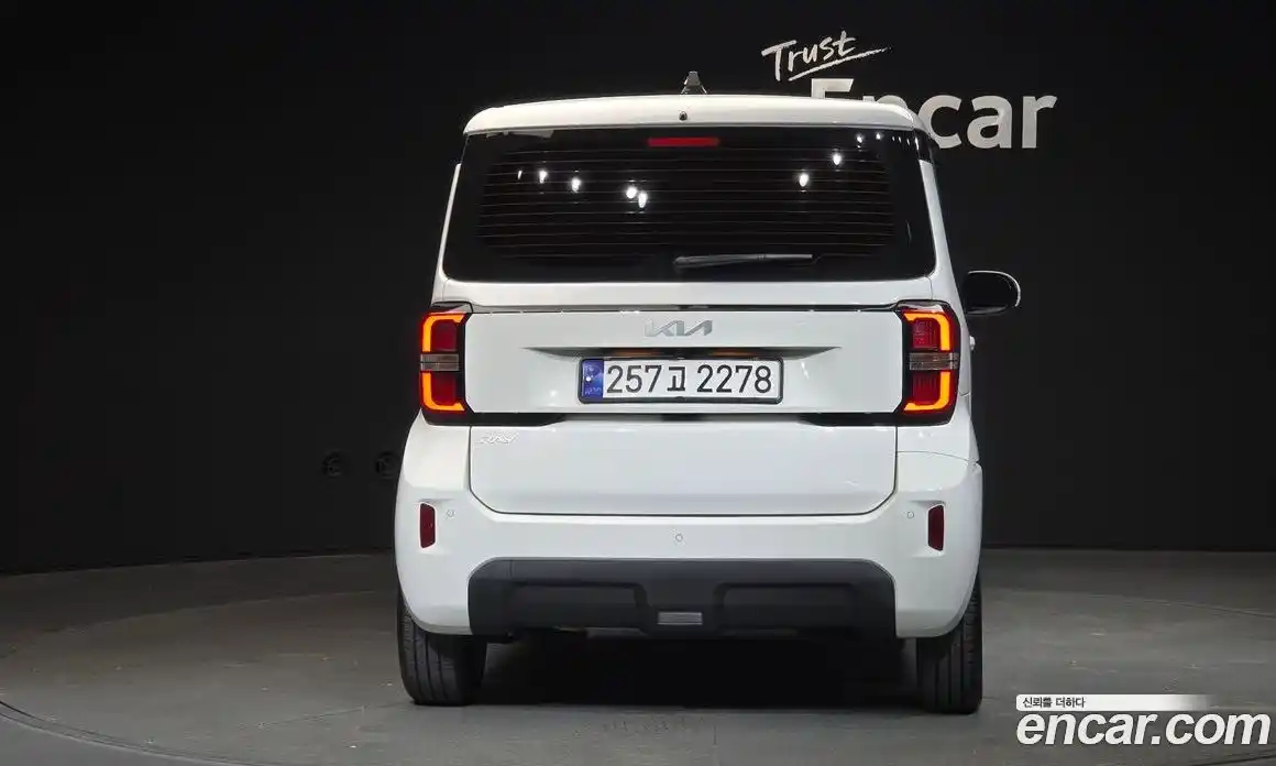 Kia Ray 2024 1.0 Автомат в Москве № 1173023, фото 4