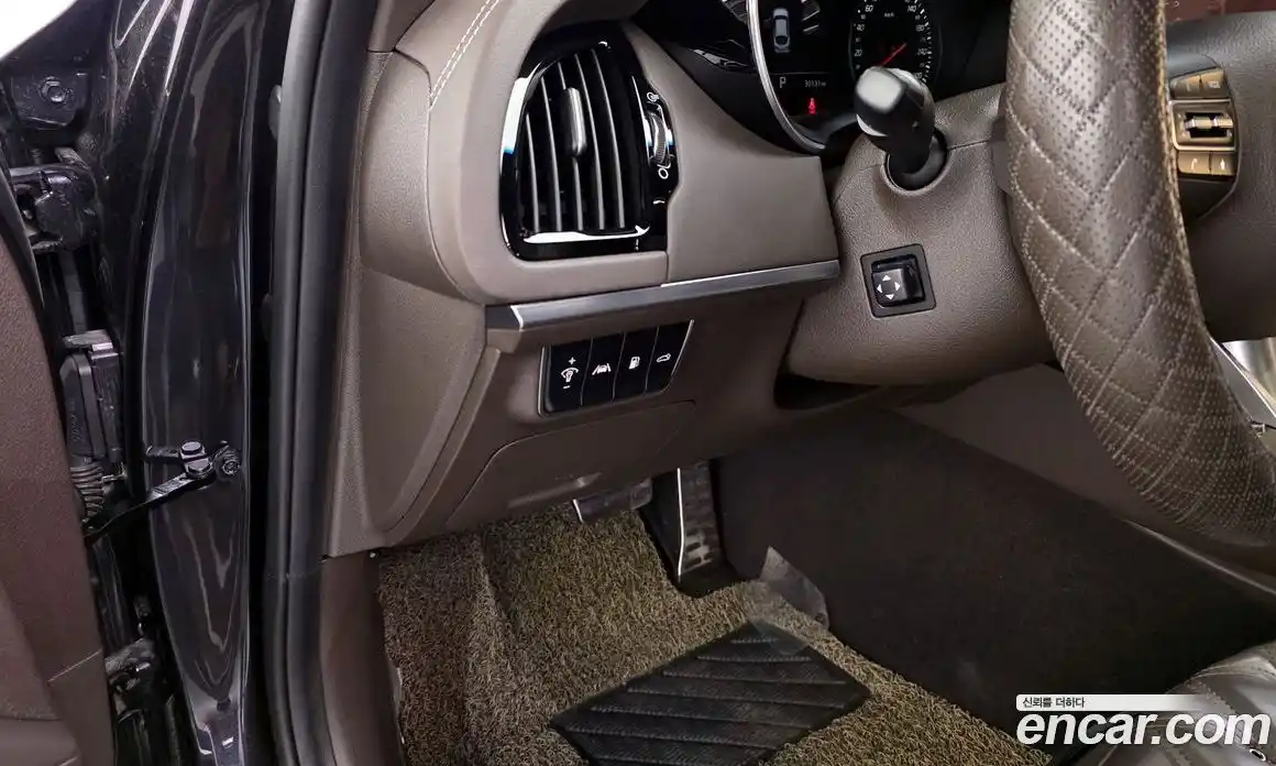 Kia Stinger 2021 3.3 Автомат в Москве № 1173065, фото 18