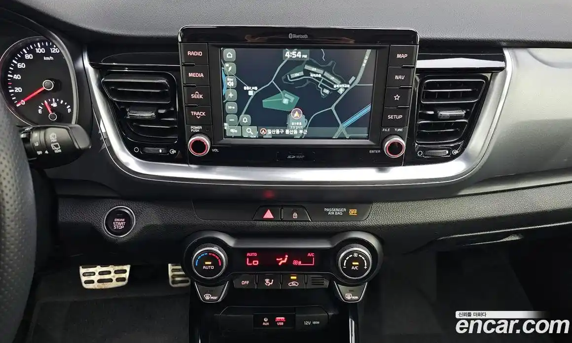 Kia Stonic 2019 1.4 Автомат в Москве № 1173067, фото 13