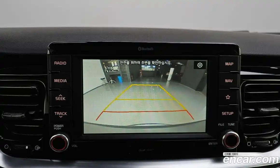 Kia Stonic 2019 1.4 Автомат в Москве № 1173067, фото 14