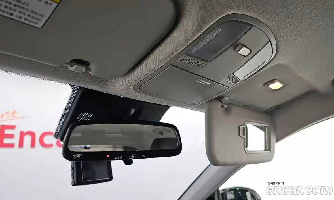 Kia Stonic 2019 1.4 Автомат в Москве № 1173067, фото 15