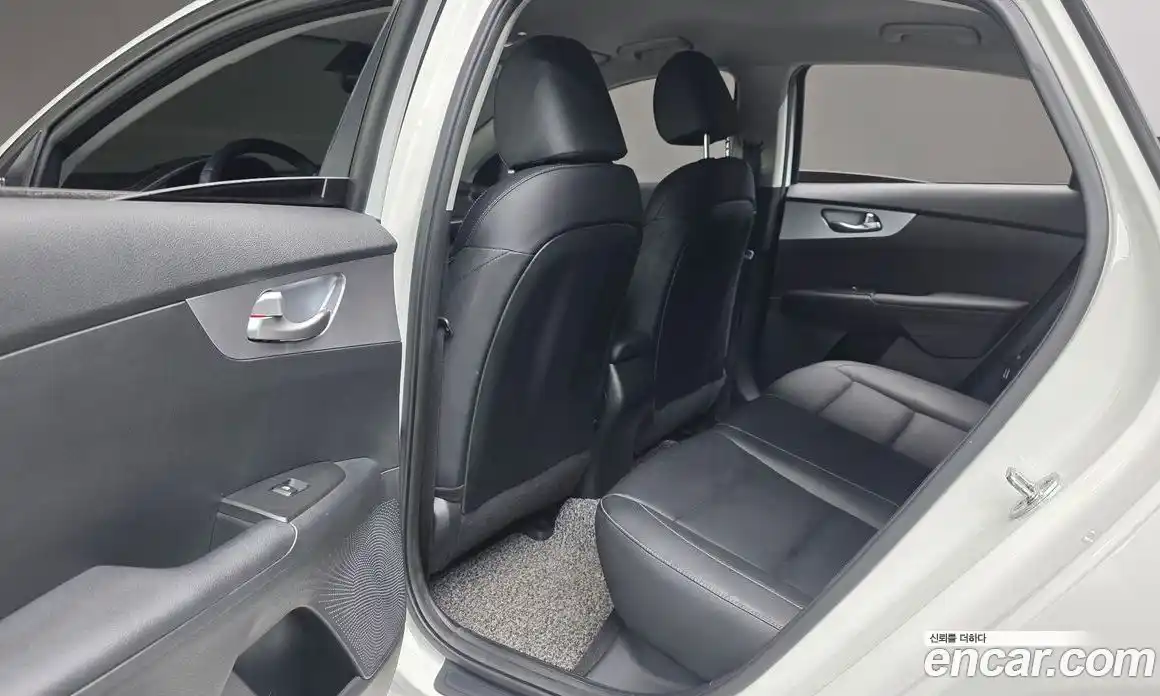 Kia K3 2021 1.6 Автомат в Москве № 1173109, фото 18