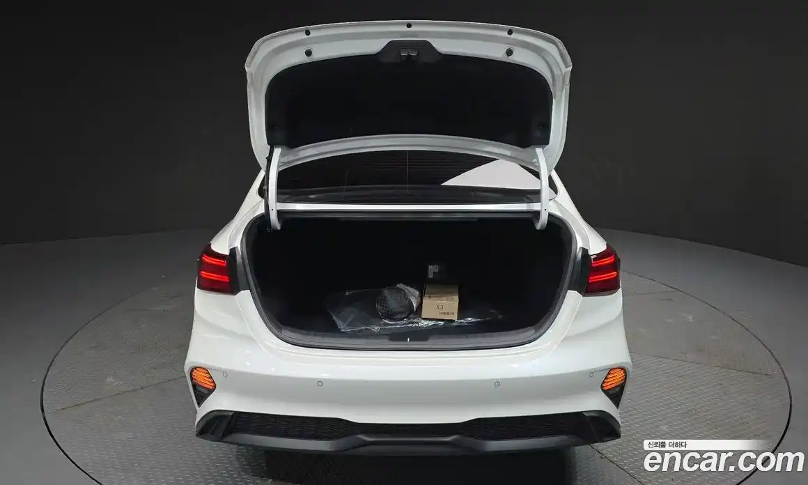 Kia K3 2021 1.6 Автомат в Москве № 1173109, фото 20