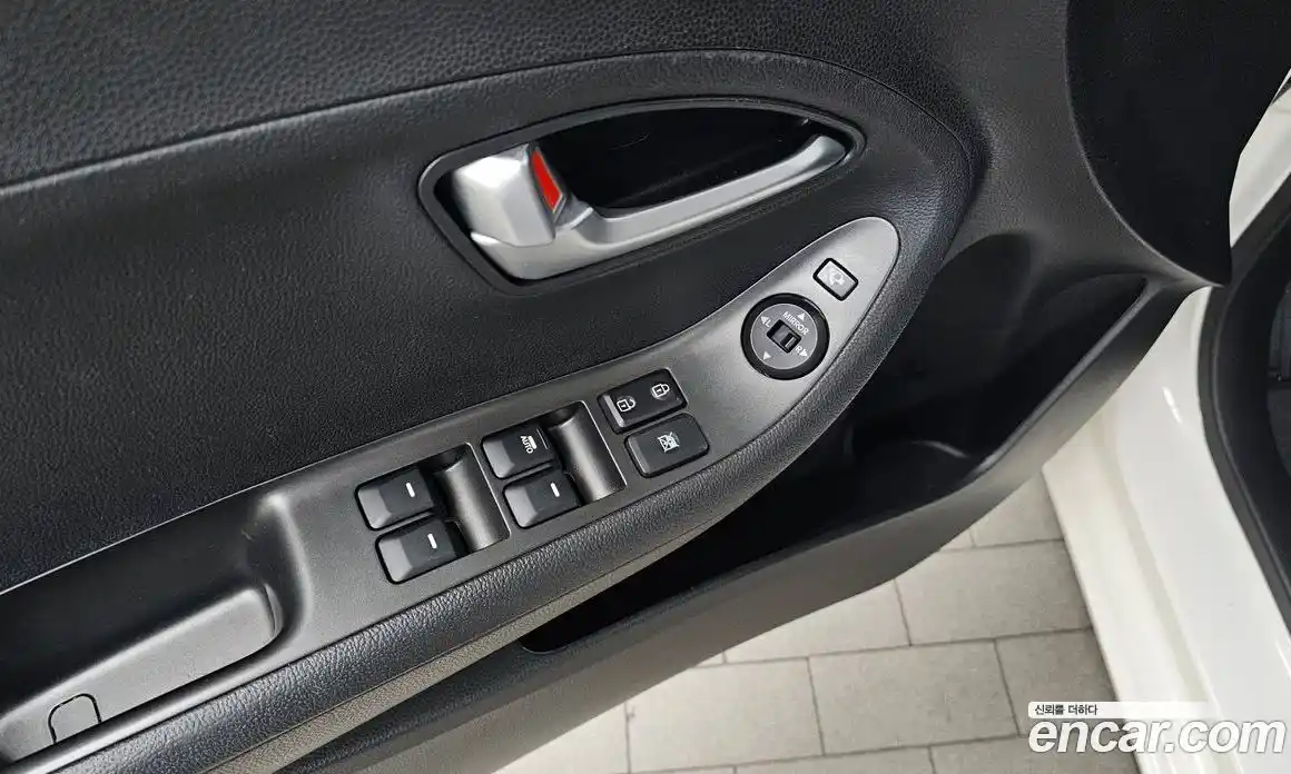 Kia Morning 2014 1.0 Автомат в Москве № 1173129, фото 14