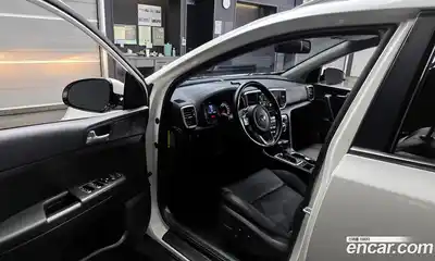 Kia Sportage 2020 2.0 Автомат в Москве № 1173131, миниатюра 10