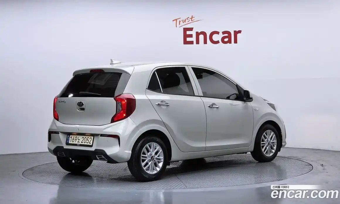 Kia Morning 2021 1.0 Автомат в Москве № 1173142, фото 2