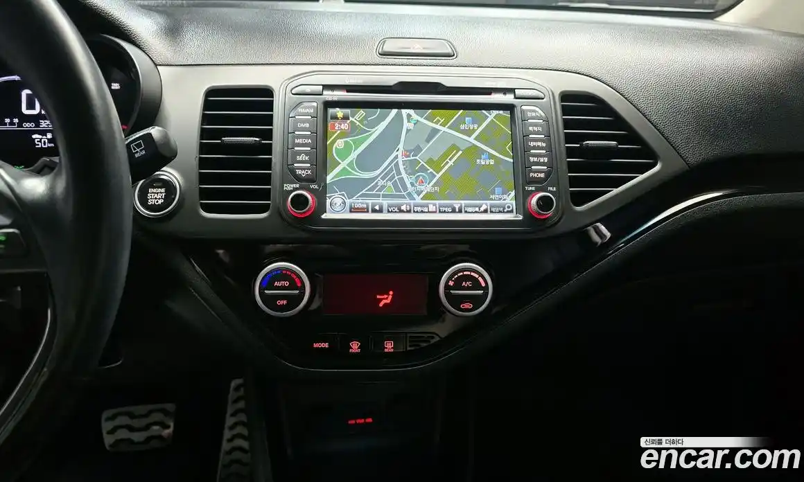 Kia Morning 2014 1.0 Автомат в Москве № 1173157, фото 15