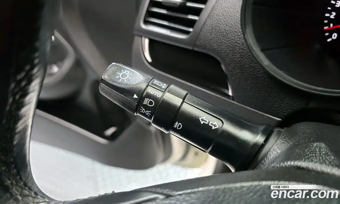 Kia Morning 2014 1.0 Автомат в Москве № 1173157, фото 17