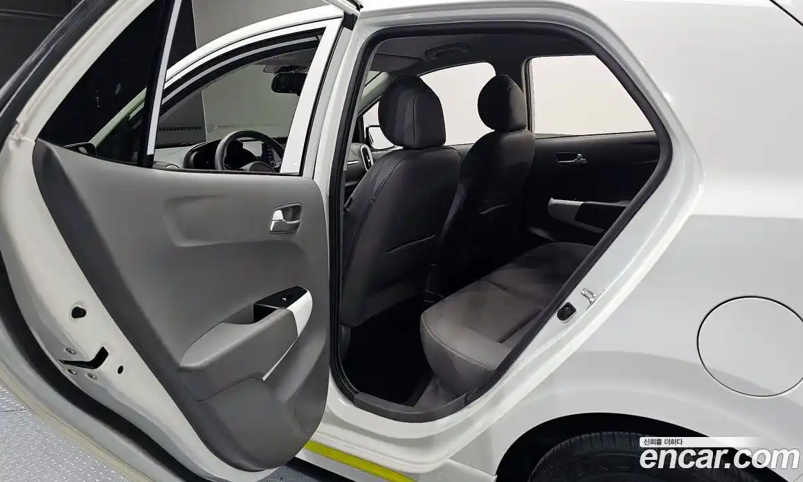 Kia Morning 2018 1.0 Автомат в Москве № 1173183, фото 12