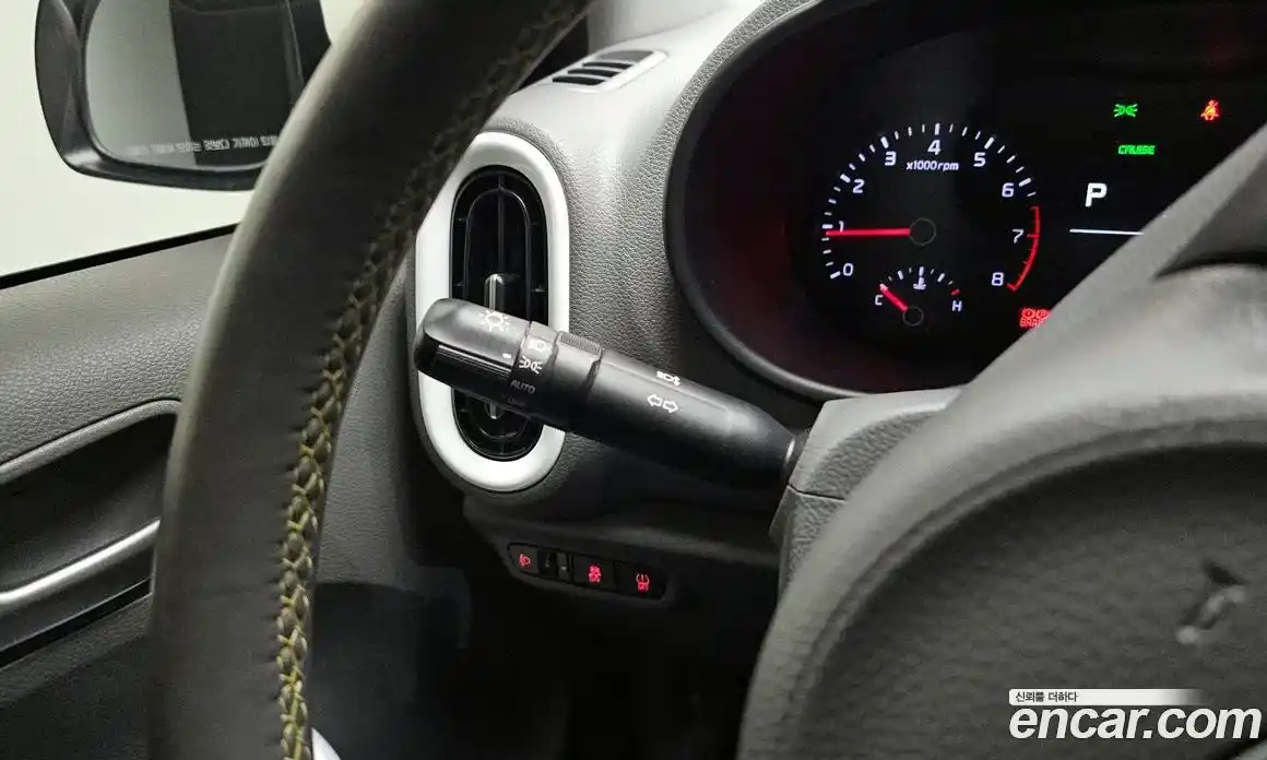 Kia Morning 2018 1.0 Автомат в Москве № 1173183, фото 19