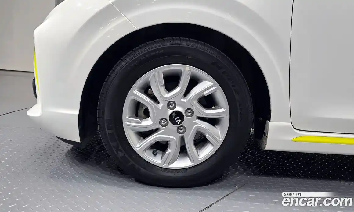 Kia Morning 2018 1.0 Автомат в Москве № 1173183, фото 5