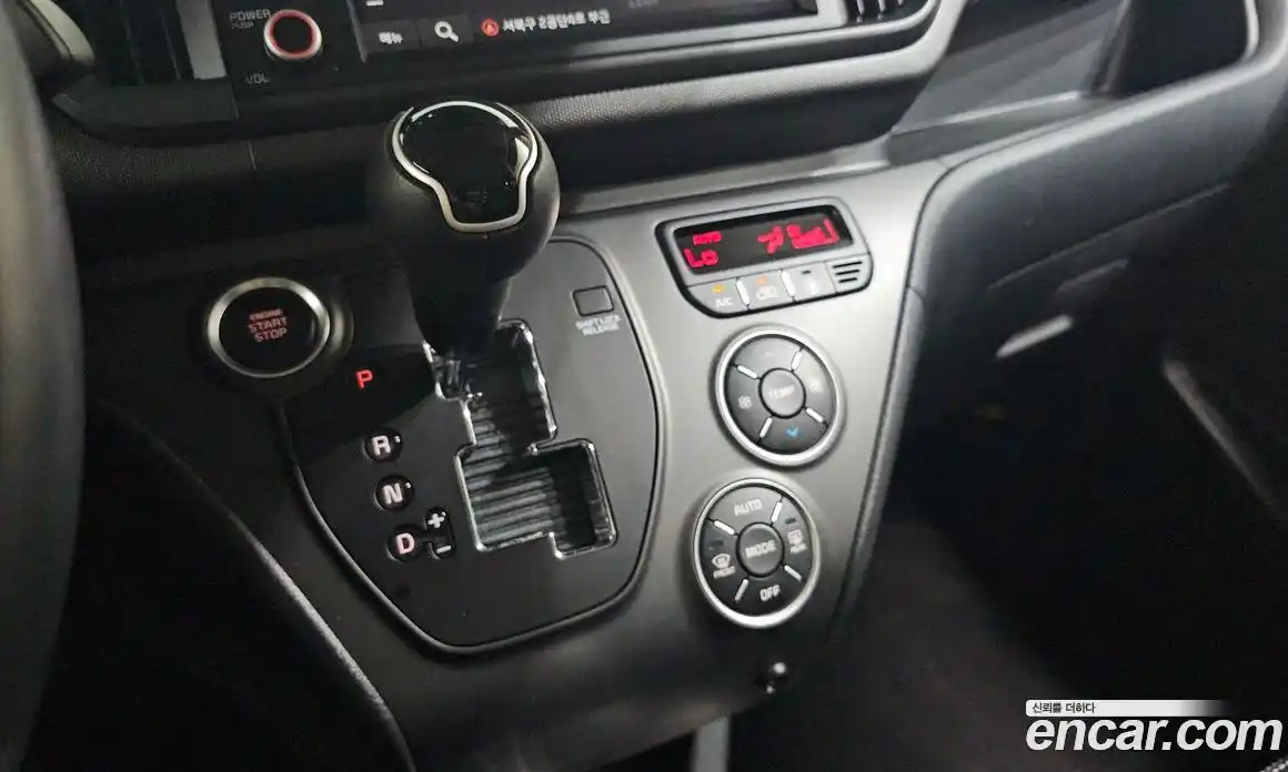 Kia Ray 2025 1.0 Автомат в Москве № 1173186, фото 9