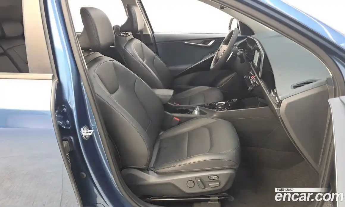Kia Niro 2022 1.6 гидро в Москве № 1173202, фото 11