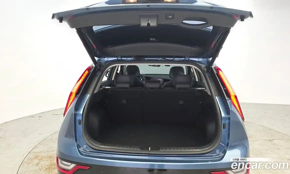 Kia Niro 2022 1.6 гидро в Москве № 1173202, фото 20