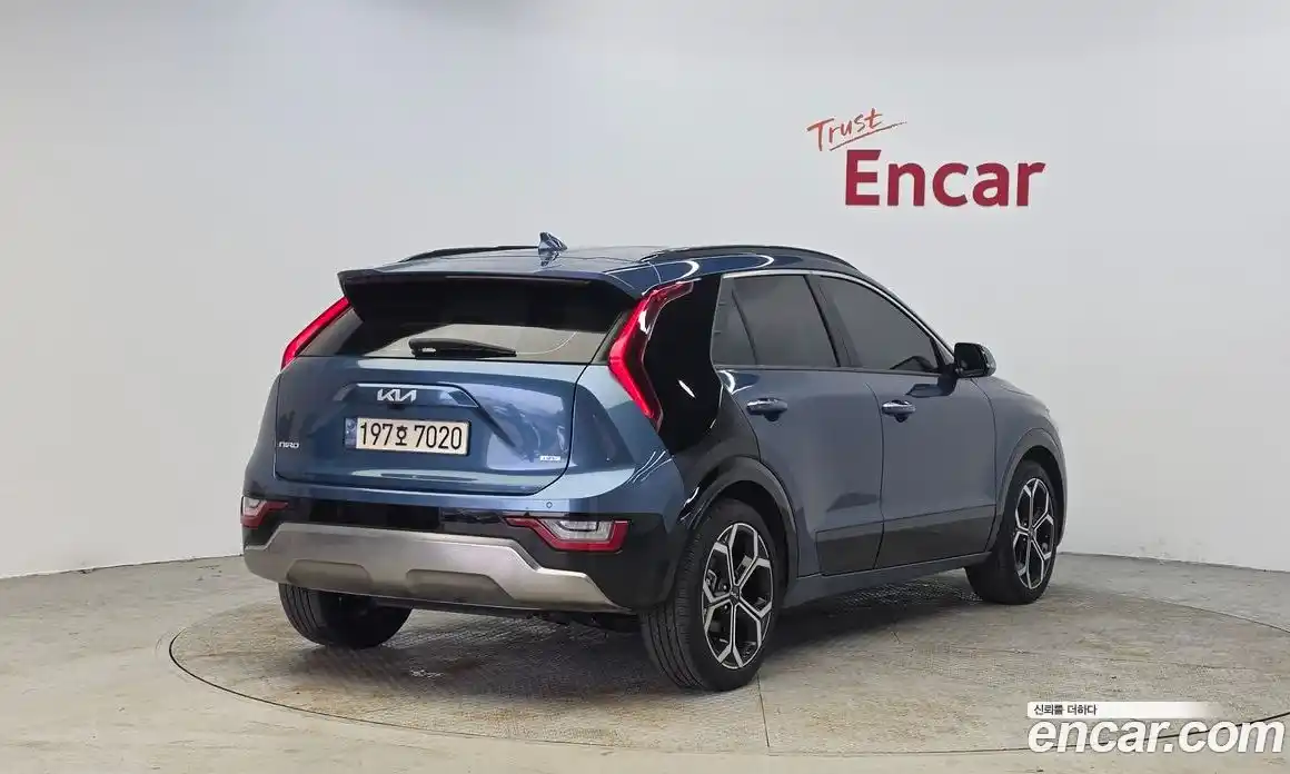 Kia Niro 2022 1.6 гидро в Москве № 1173202, фото 2