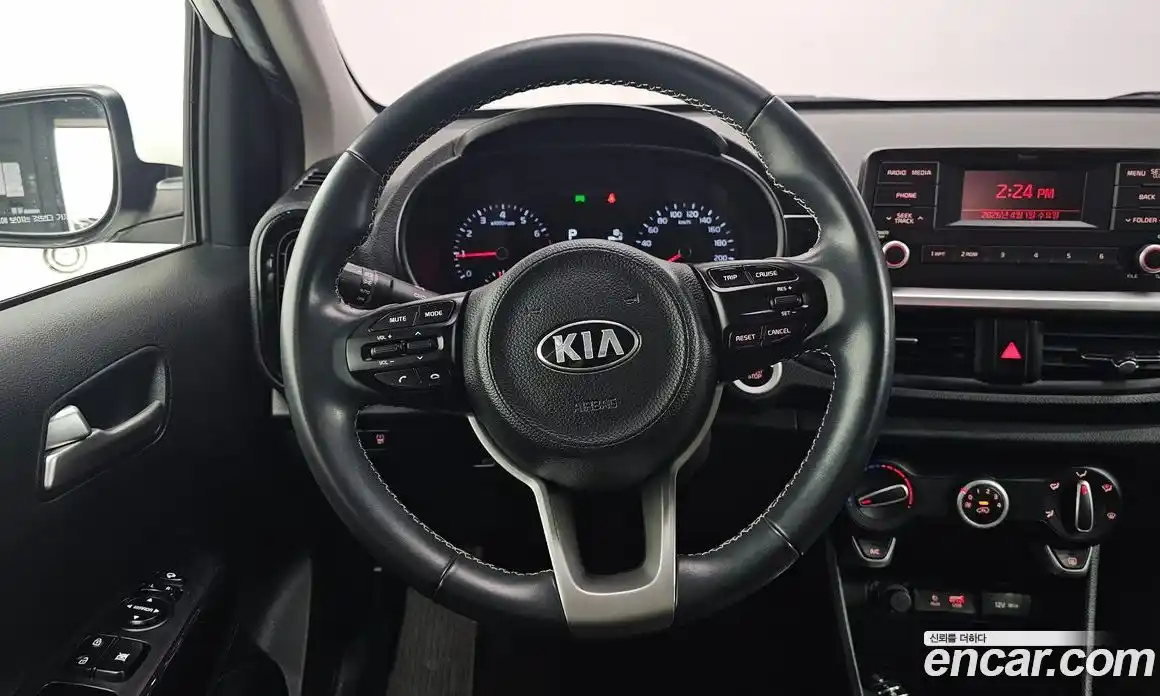 Kia Morning 2018 1.0 Автомат в Москве № 1173233, фото 13