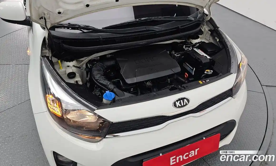 Kia Morning 2018 1.0 Автомат в Москве № 1173233, фото 6