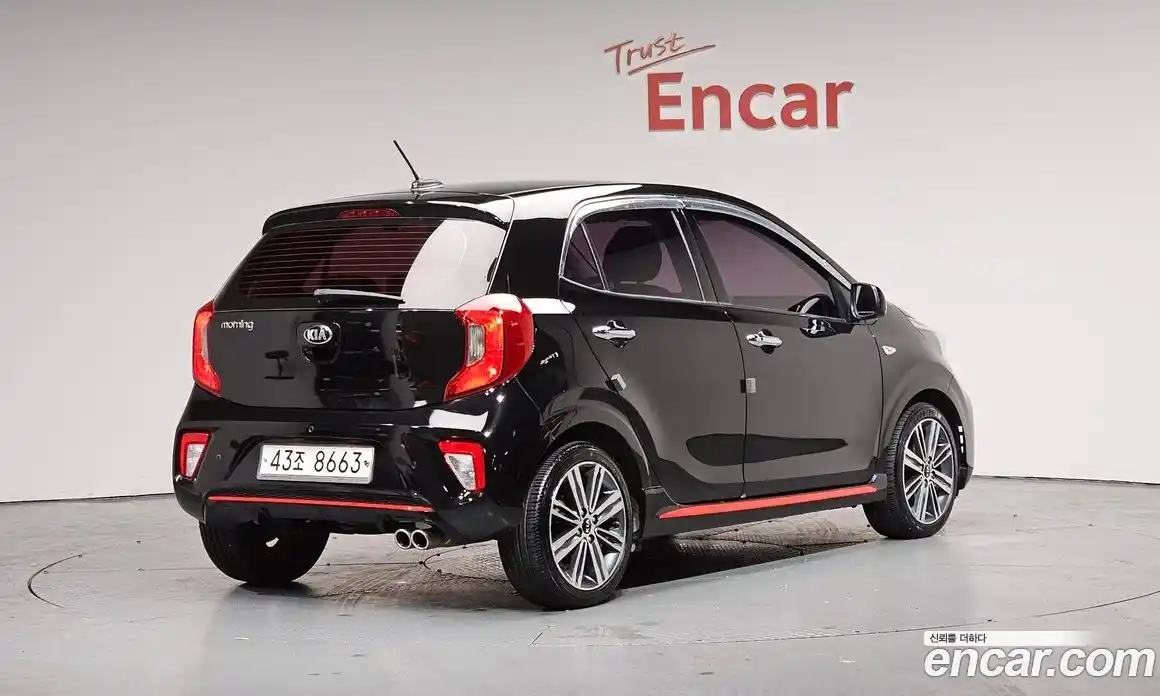 Kia Morning 2018 1.0 Автомат в Москве № 1173259, фото 1