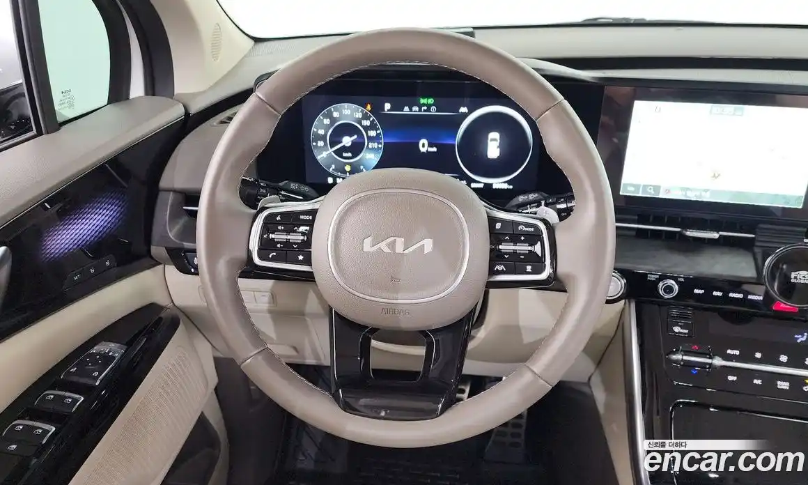 Kia Canival 2023 3.5 Автомат в Москве № 1173264, фото 13