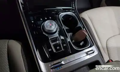 Kia Canival 2023 3.5 Автомат в Москве № 1173264, миниатюра 9