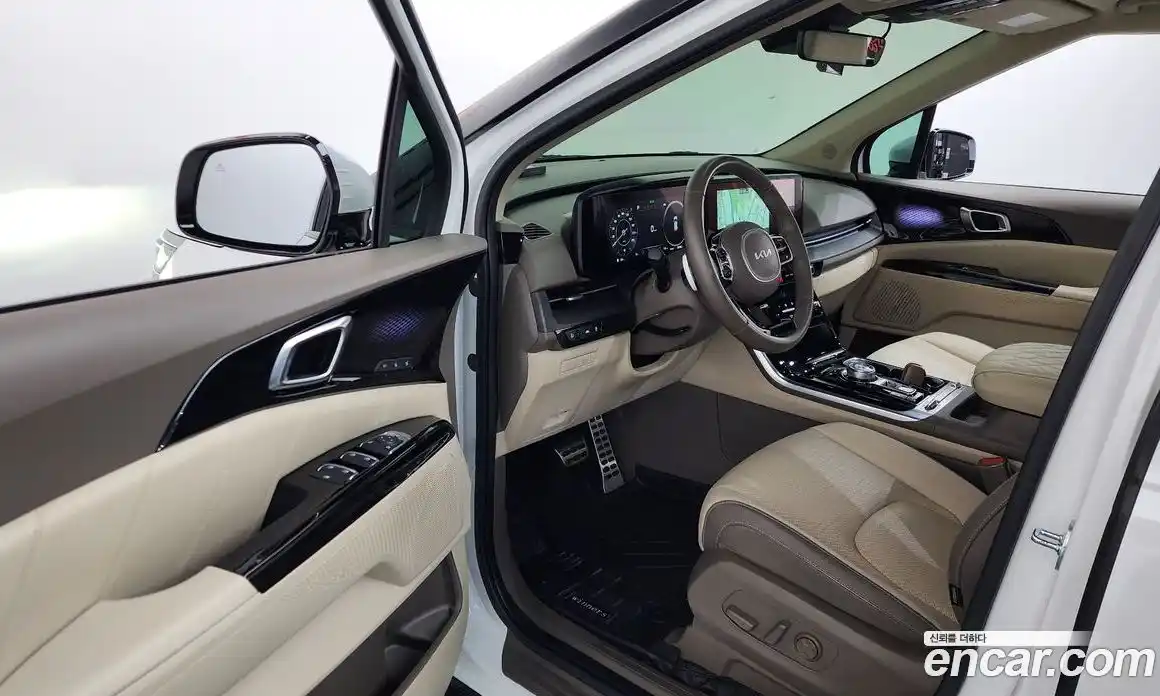 Kia Canival 2023 3.5 Автомат в Москве № 1173264, фото 10