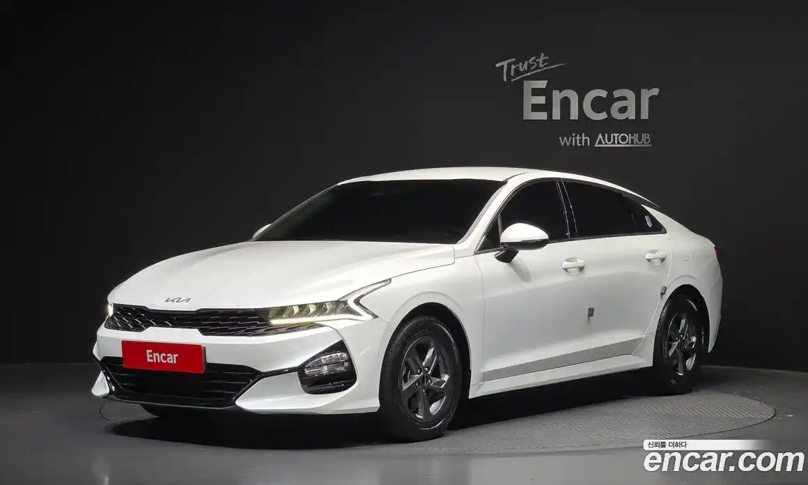 Kia K5 2022 2.0 Автомат в Москве № 1173270, фото 1