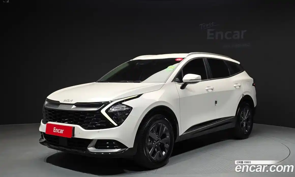 Kia Sportage 2022 1.6 Автомат в Москве № 1173276, фото 1