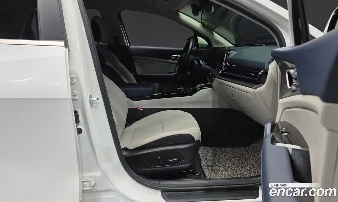 Kia Sportage 2022 1.6 Автомат в Москве № 1173276, фото 11