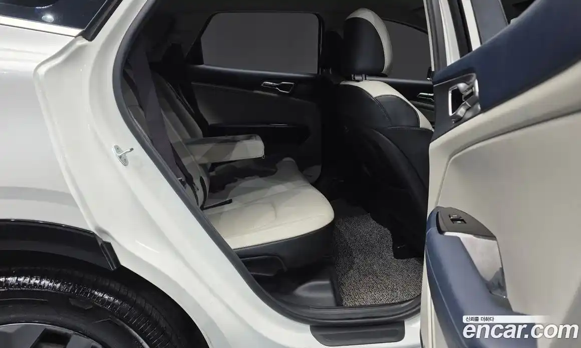 Kia Sportage 2022 1.6 Автомат в Москве № 1173276, фото 12