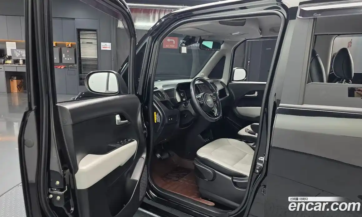 Kia Ray 2023 1.0 Автомат в Москве № 1173295, фото 10