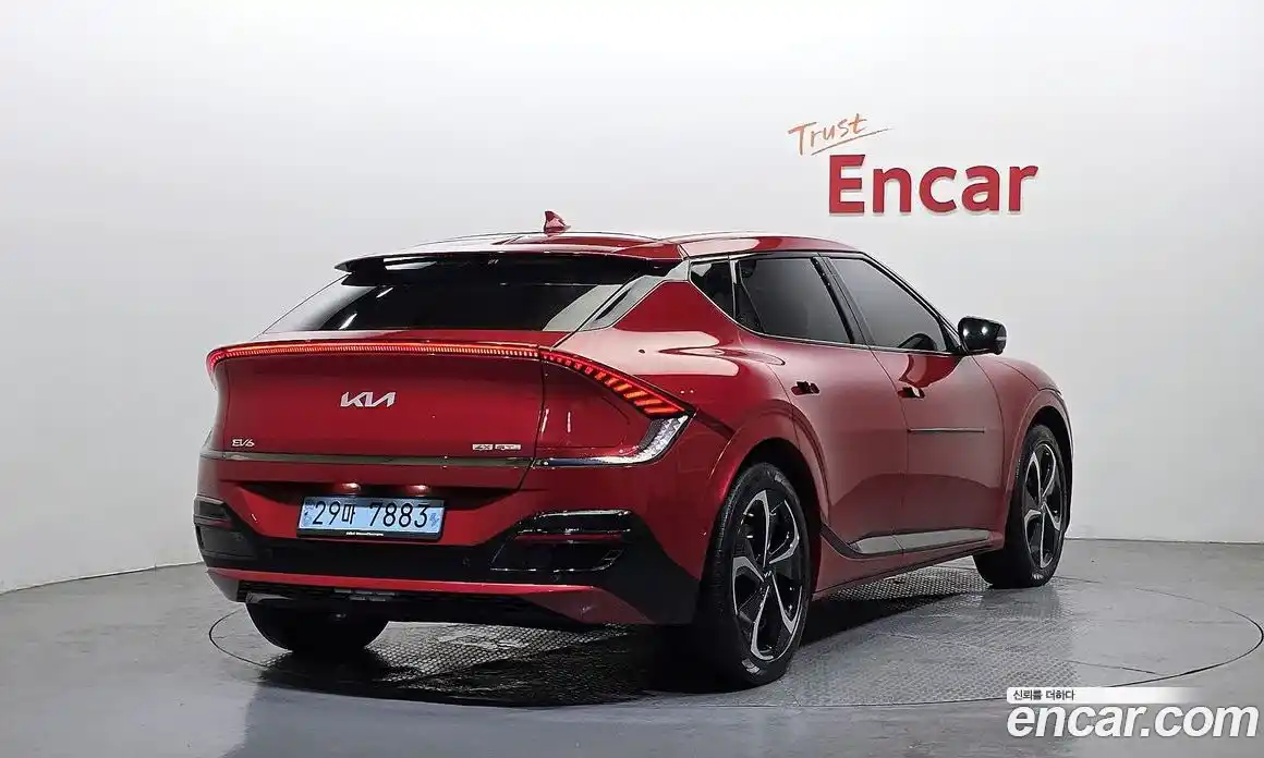 Kia EV6 2021 0.1 Автомат в Москве № 1173309, фото 2