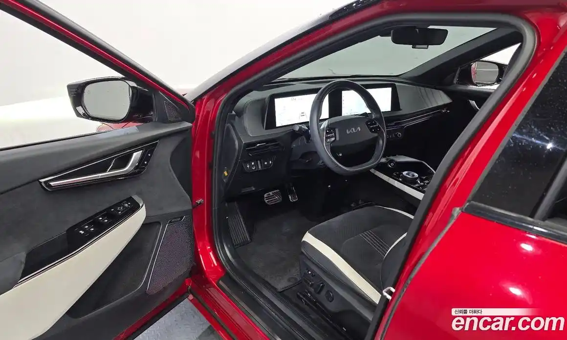 Kia EV6 2021 0.1 Автомат в Москве № 1173309, фото 10