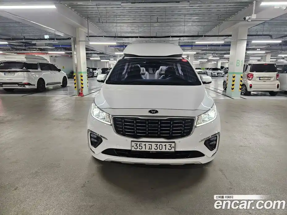 Kia Canival 2020 3.3 Автомат в Москве № 1173314, фото 1