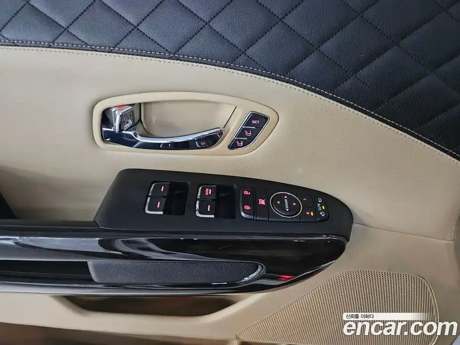 Kia Canival 2020 3.3 Автомат в Москве № 1173314, фото 13