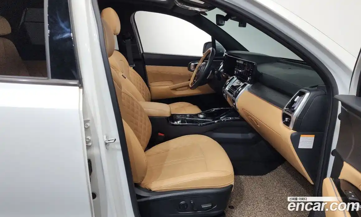 Kia Sorento 2022 1.6 Автомат в Москве № 1173316, фото 11