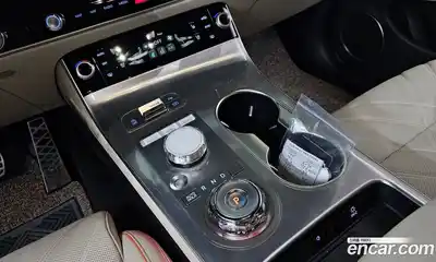 Genesis GV70 2024 2.5 Автомат в Москве № 1173332, миниатюра 9