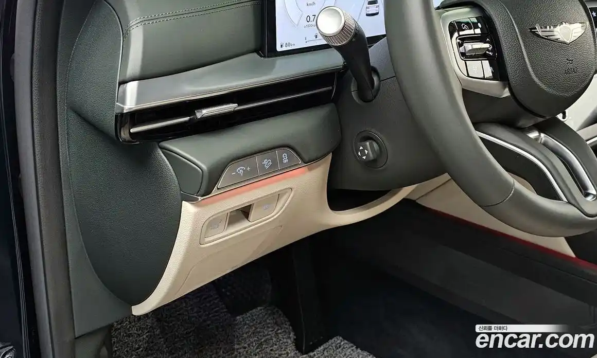 Genesis GV80 2024 2.5 Автомат в Москве № 1173345, фото 16