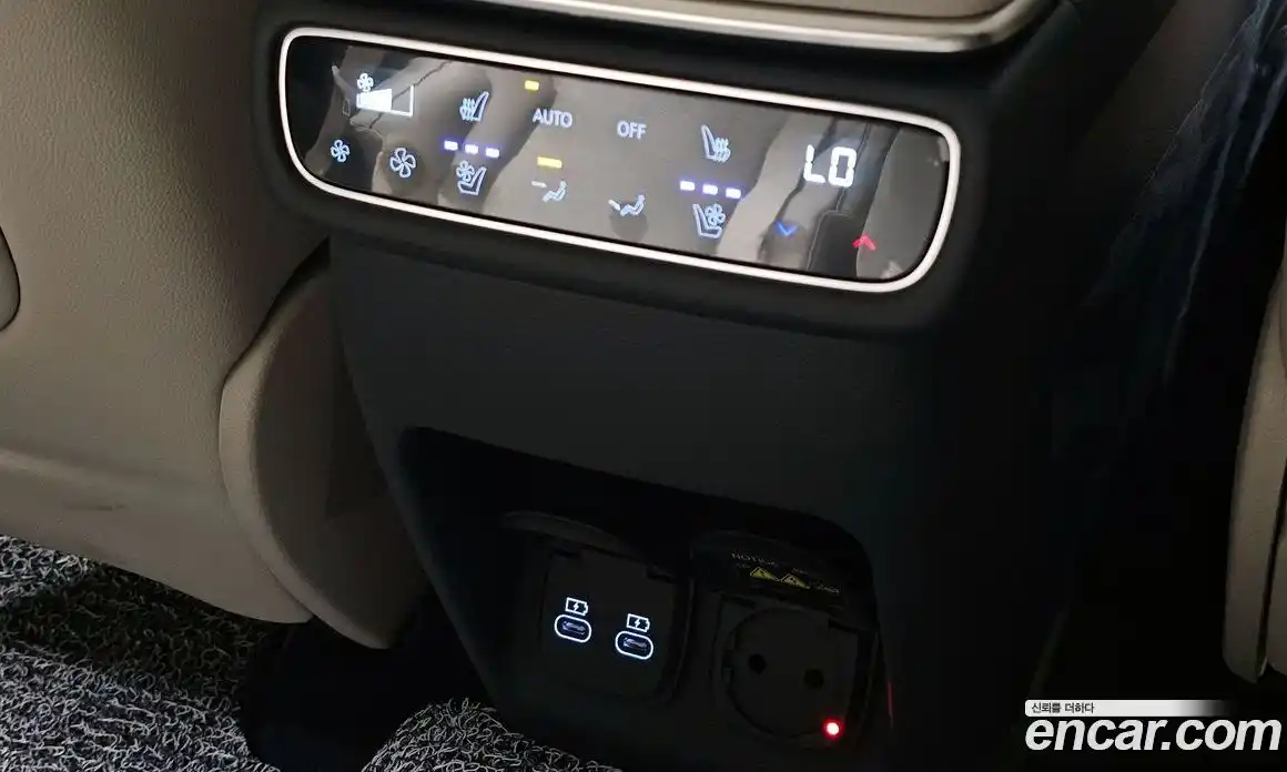 Genesis GV80 2024 2.5 Автомат в Москве № 1173345, фото 17