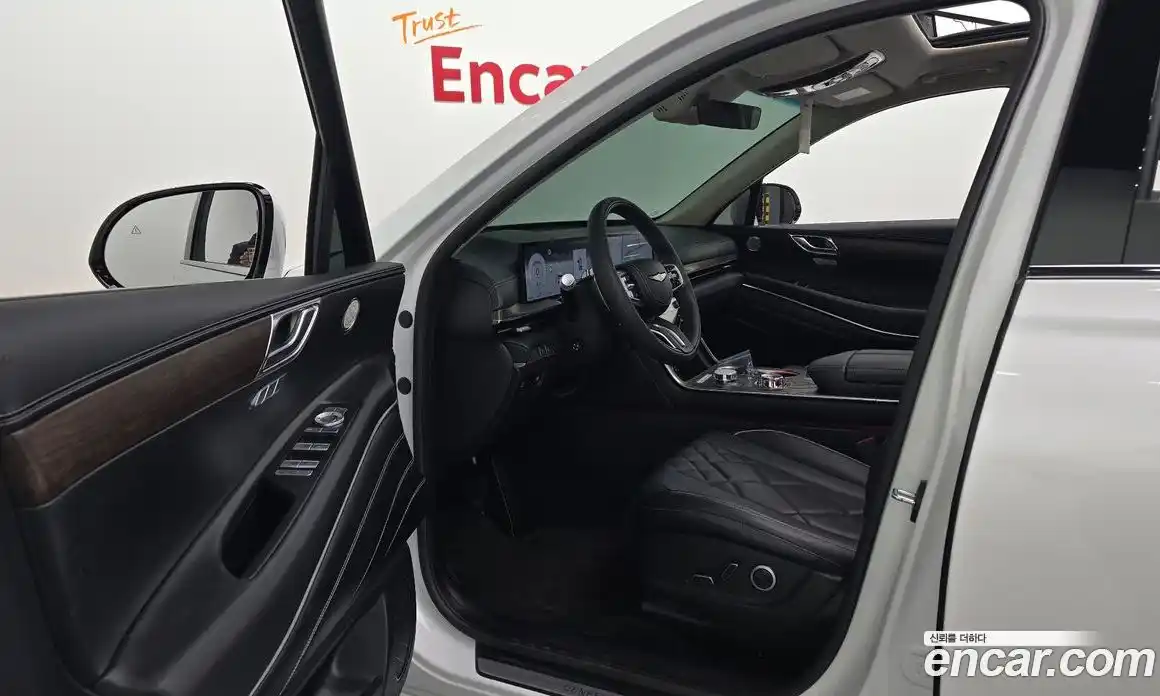 Genesis GV80 2024 2.5 Автомат в Москве № 1173365, фото 10