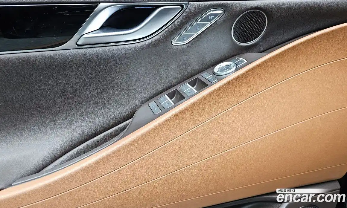 Genesis G80 2023 2.5 гидро в Москве, фото 18