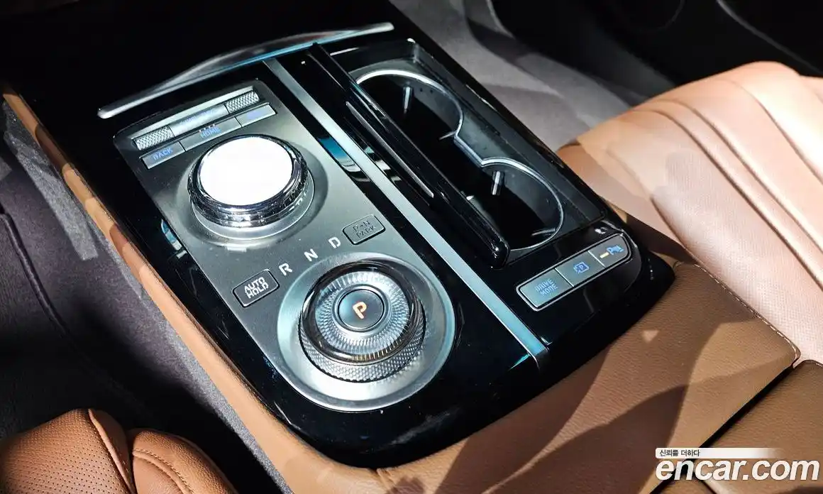 Genesis G80 2023 2.5 гидро в Москве, фото 9