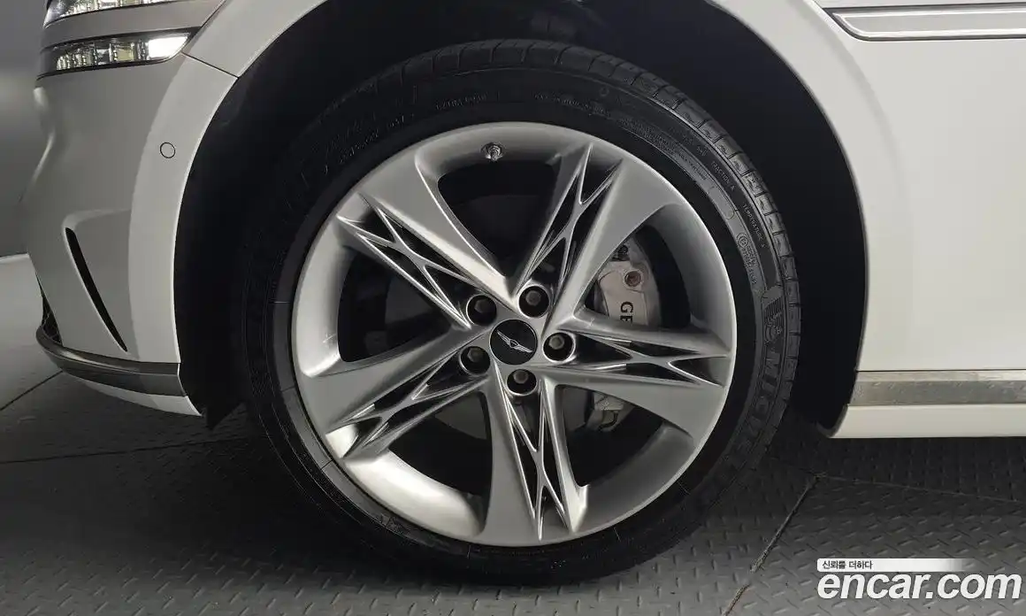 Genesis G90 2022 3.5 Классический в Москве № 1173507, фото 5