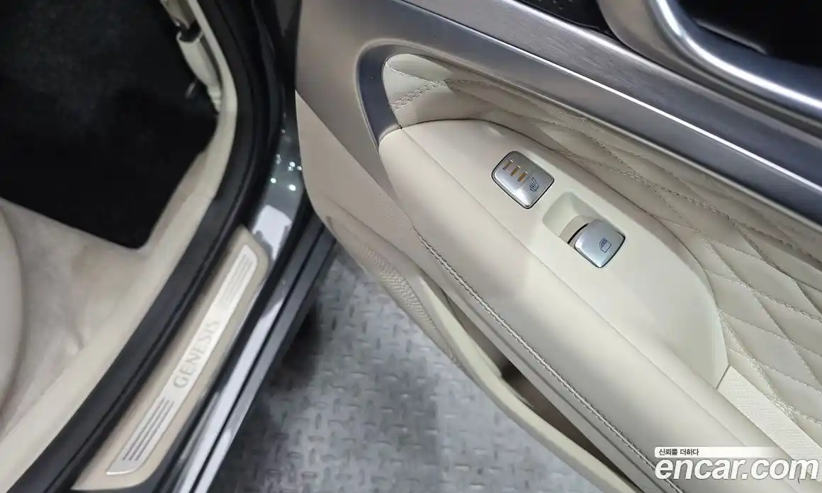 Genesis G70 2018 3.3 Автомат в Москве № 1173513, фото 19