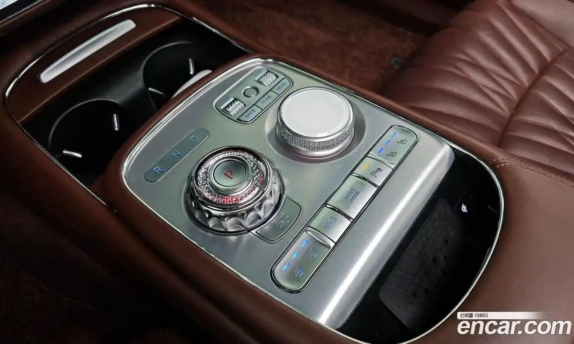 Genesis G90 2022 3.5 Классический в Москве № 1173516, фото 9