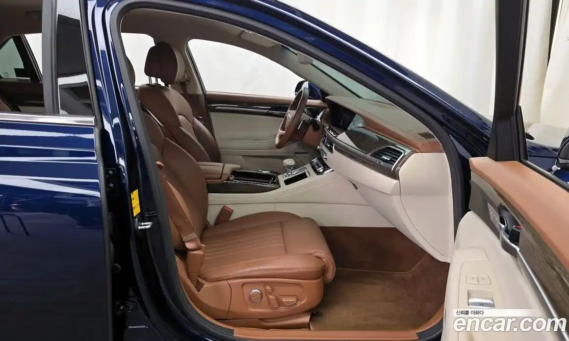 Genesis G90 2020 3.8 гидро в Москве № 1173609, фото 11