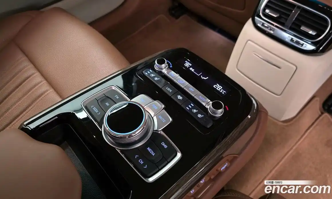 Genesis G90 2020 3.8 гидро в Москве № 1173609, фото 18