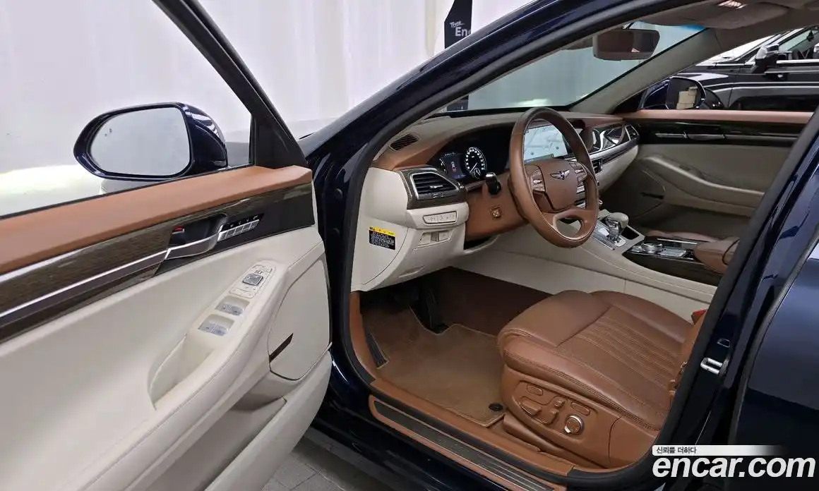 Genesis G90 2020 3.8 гидро в Москве № 1173609, фото 10