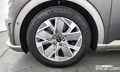 Genesis GV60 2022 0.1 Классический в Москве № 1173614, миниатюра 5