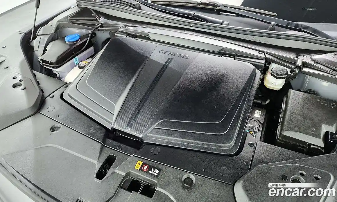 Genesis GV60 2022 0.1 Классический в Москве № 1173614, фото 6